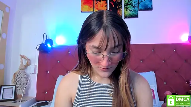 Ruth harvey  online show from 11-21-25, 02:27