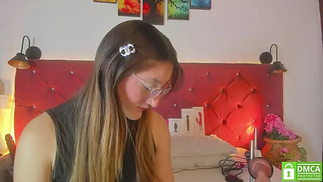 Ruth harvey  online show from 03-24-26, 01:22