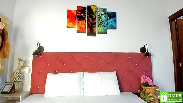 Ruth harvey  online show from 12-21-25, 01:24