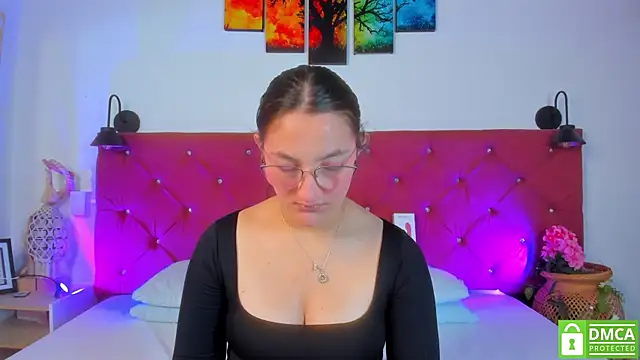 Ruth harvey  online show from 02-07-26, 01:08