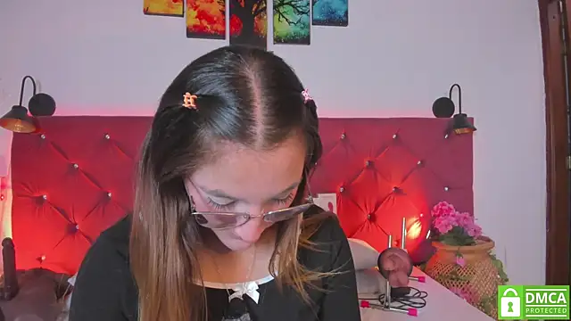 Ruth harvey  online show from 04-05-26, 01:29