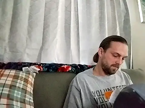 VitaminmanFL online show from 09-16-25, 01:01