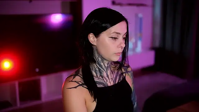 Snapshot of AcidPie chatting on 09-10-25, 04:28 AcidPie online show from 09-10-25, 04:28