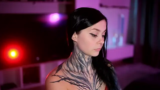 Snapshot of AcidPie chatting on 09-19-25, 06:01 AcidPie online show from 09-19-25, 06:01