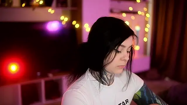 Snapshot of AcidPie chatting on 03-13-25, 08:15 AcidPie online show from 03-13-25, 08:15