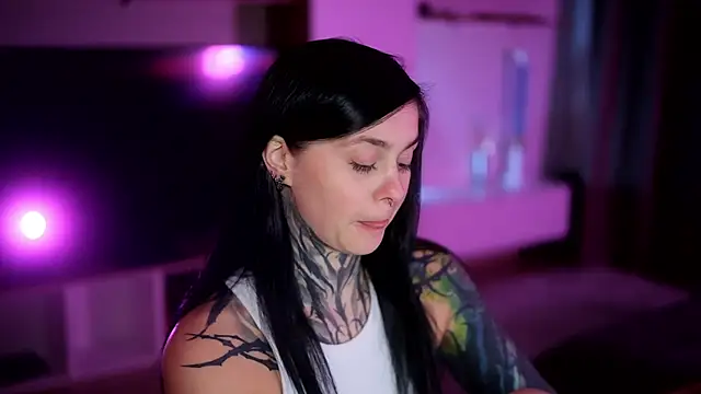 Snapshot of AcidPie chatting on 09-30-25, 07:20 AcidPie online show from 09-30-25, 07:20