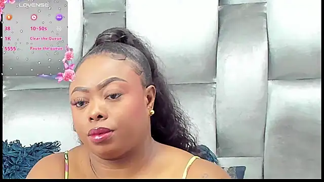 Snapshot of CamilaBenitez chatting on 05-01-26, 02:44 CamilaBenitez online show from 05-01-26, 02:44