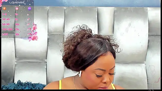 CamilaBenitez online show from 11-01-25, 02:00