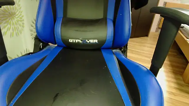 Jonnyyy18teen online show from 11-15-25, 09:24