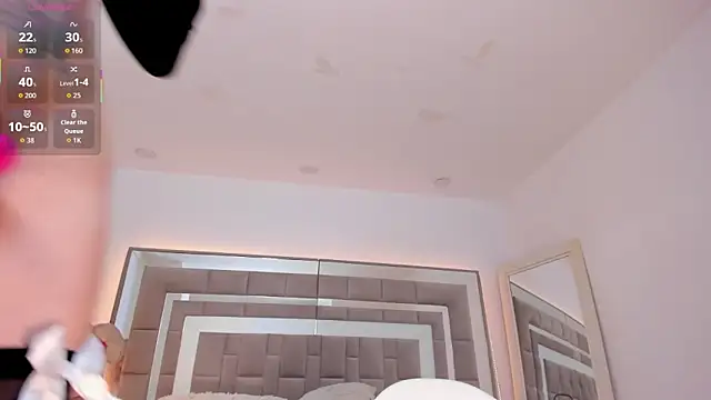 Nicolle foxy online show from 01-19-26, 01:59