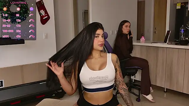 emiliasommer online show from 02-11-26, 09:03