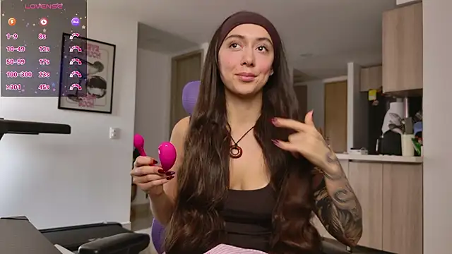 emiliasommer online show from 03-15-26, 02:57