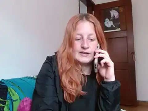 ViioletaMora online show from 10-28-25, 02:01