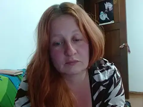 ViioletaMora online show from 10-27-25, 06:14