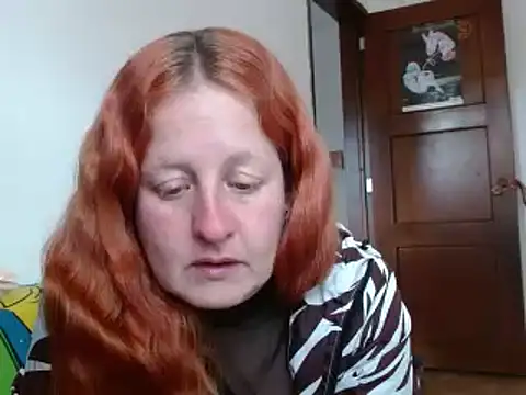 ViioletaMora online show from 10-14-25, 05:46