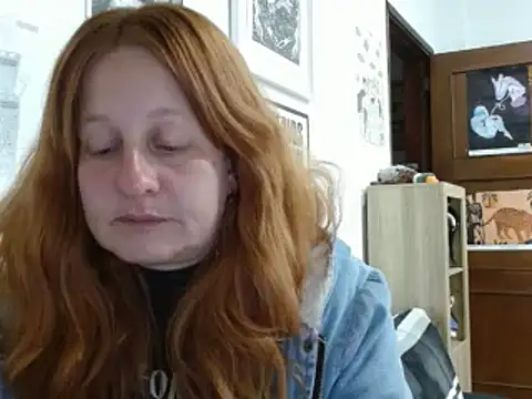 Snapshot of ViioletaMora chatting on 05-11-26, 03:08 ViioletaMora online show from 05-11-26, 03:08