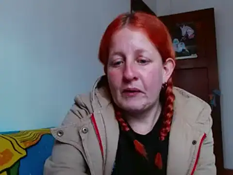 ViioletaMora online show from 09-30-25, 08:48