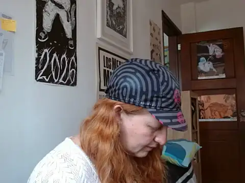 Snapshot of ViioletaMora chatting on 05-20-26, 07:44 ViioletaMora online show from 05-20-26, 07:44