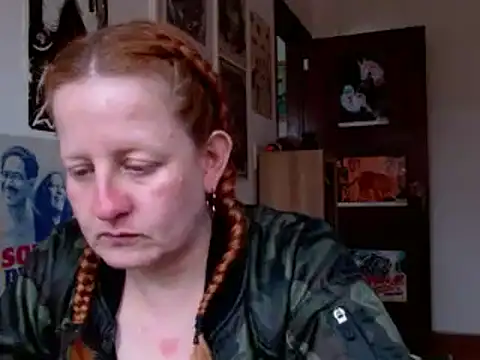 Snapshot of ViioletaMora chatting on 07-22-26, 07:27 ViioletaMora online show from 07-22-26, 07:27