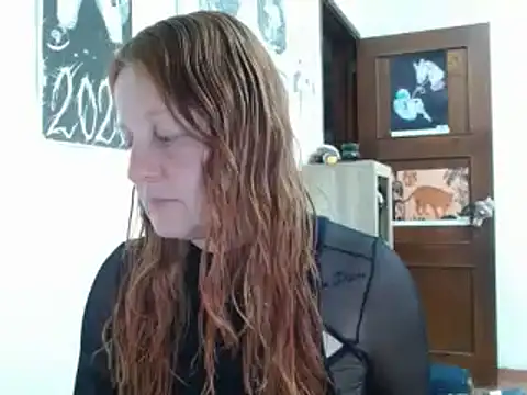 Snapshot of ViioletaMora chatting on 05-28-26, 02:19 ViioletaMora online show from 05-28-26, 02:19
