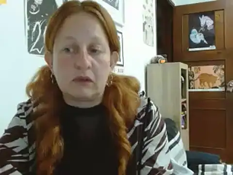 Snapshot of ViioletaMora chatting on 05-22-26, 01:14 ViioletaMora online show from 05-22-26, 01:14