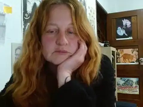 Snapshot of ViioletaMora chatting on 06-30-26, 04:34 ViioletaMora online show from 06-30-26, 04:34