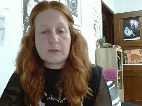 Snapshot of ViioletaMora chatting on 05-04-26, 11:40 ViioletaMora online show from 05-04-26, 11:40