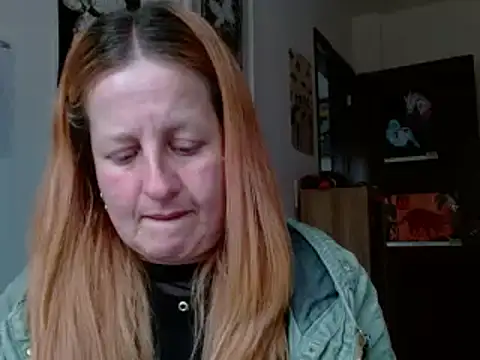 ViioletaMora online show from 04-13-26, 09:41