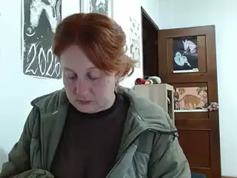 Snapshot of ViioletaMora chatting on 04-26-26, 04:21 ViioletaMora online show from 04-26-26, 04:21
