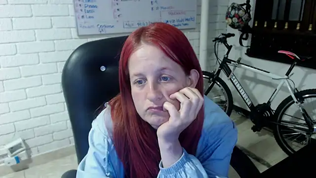 ViioletaMora online show from 03-04-25, 02:06
