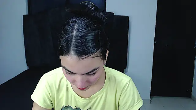 Ariel Zeo1 online show from 03-21-26, 07:51