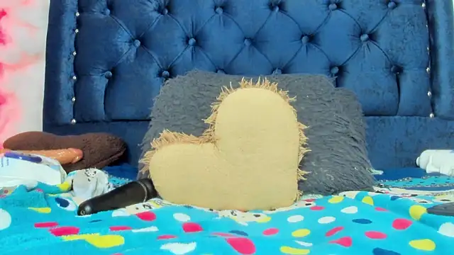 alice love052 online show from 03-06-25, 05:35