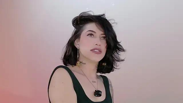 Hannah Borbon online show from 02-24-26, 11:49