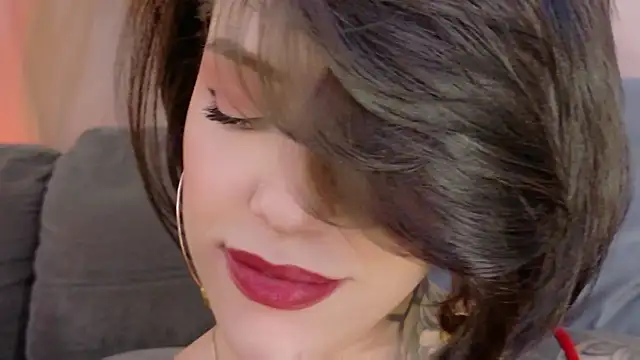 Hannah Borbon online show from 07-02-26, 01:17