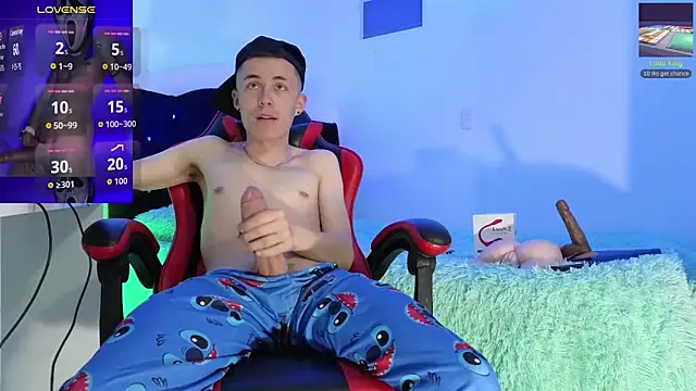 Elian Cooper online show from 11-27-25, 01:17