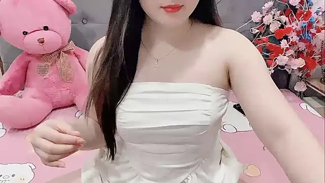 Funikio online show from 11-25-25, 02:17