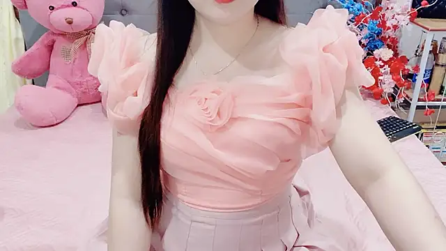 Funikio online show from 03-04-26, 01:35