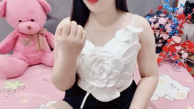 Funikio online show from 02-12-26, 02:33