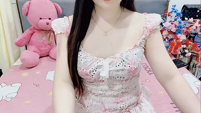 Funikio online show from 03-26-26, 02:43