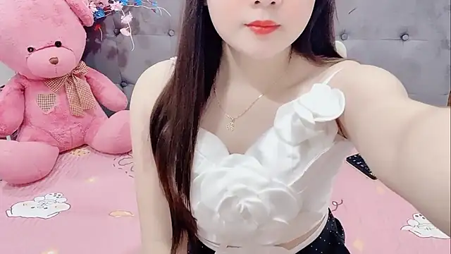 Funikio online show from 10-29-25, 01:26