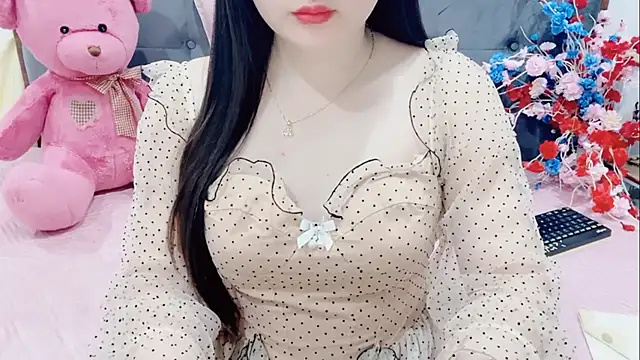 Funikio online show from 02-04-26, 01:22