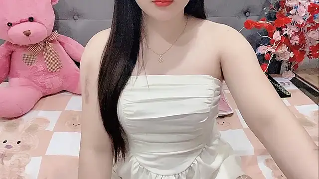 Funikio online show from 11-19-25, 01:22