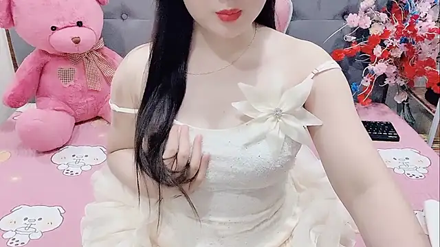 Funikio online show from 12-05-25, 02:32