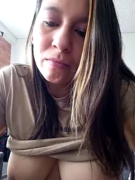 Snapshot of Zoe_Nasty chatting on 03-17-25, 02:23 Zoe Nasty online show from 03-17-25, 02:23