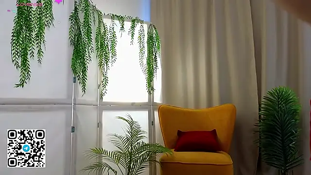 oliviabr0wn0 online show from 02-18-26, 02:20