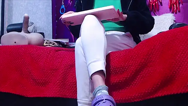 AyshaScott online show from 01-09-26, 01:07