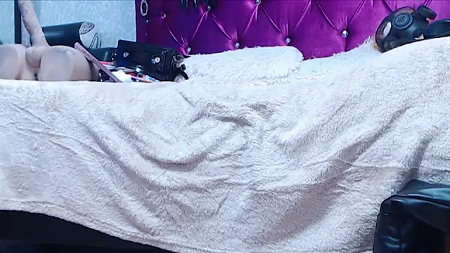 AyshaScott online show from 04-06-26, 12:50