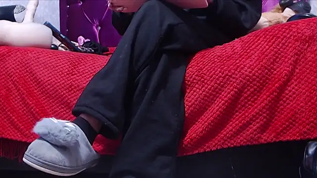 AyshaScott online show from 10-25-25, 12:50