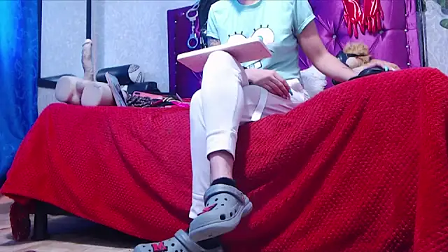 AyshaScott online show from 03-09-26, 01:03