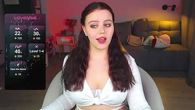 Snapshot of sensual_me chatting on 12-26-24, 04:36 sensual me online show from 12-26-24, 04:36